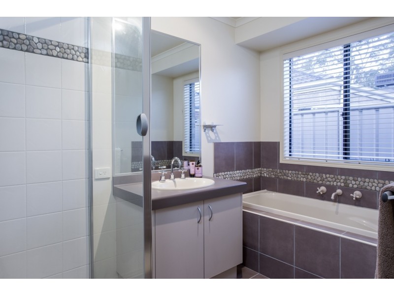 53 Alexander Close, Strathfieldsaye VIC 3551