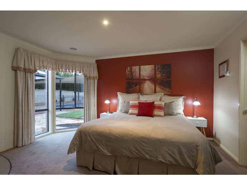 53 Alexander Close, Strathfieldsaye VIC 3551