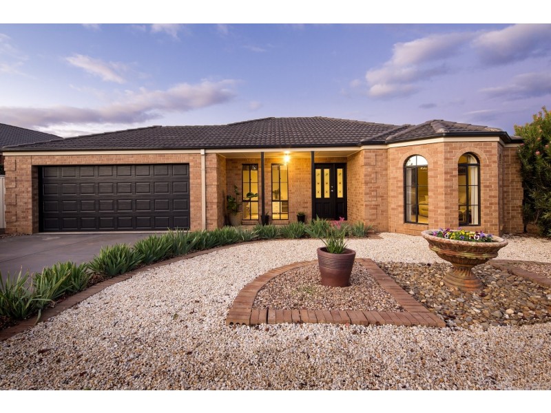 53 Alexander Close, Strathfieldsaye VIC 3551