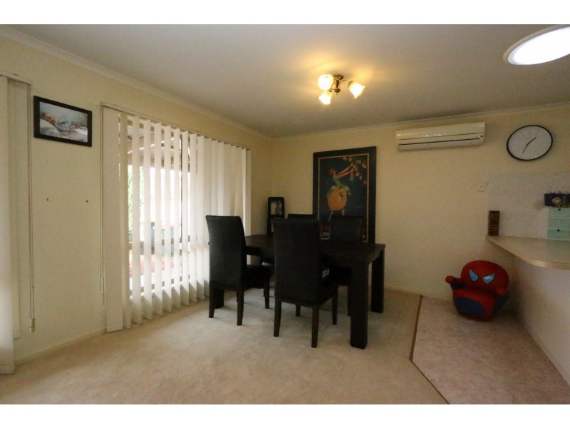 2/212 Mackenzie Steet West, Kangaroo Flat VIC 3555