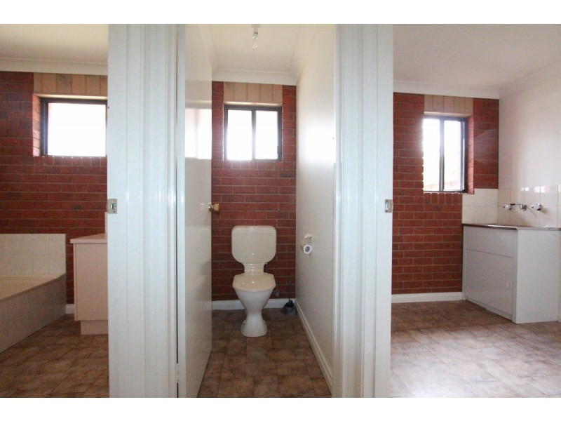 263 Carpenter Street, Spring Gully VIC 3550