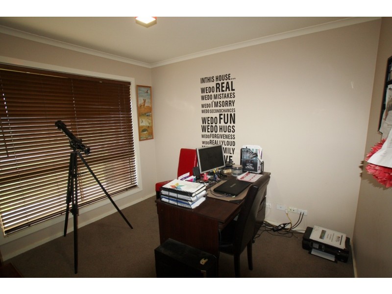 14 Palmer Road, Neilborough VIC 3570