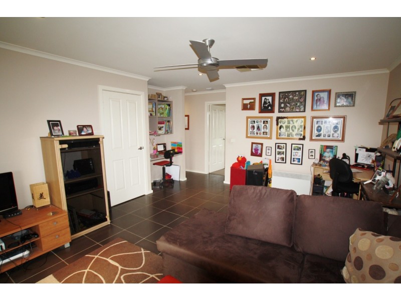 14 Palmer Road, Neilborough VIC 3570