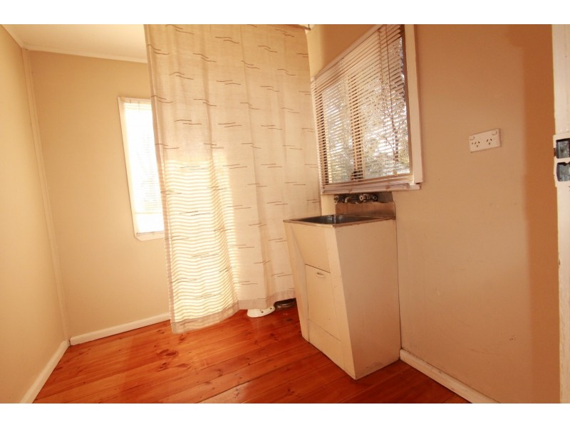 19 Hopkins Avenue, Eaglehawk VIC 3556