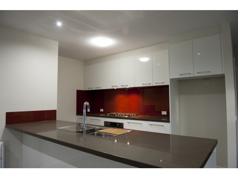 2/47 Race Street, Flora Hill VIC 3550