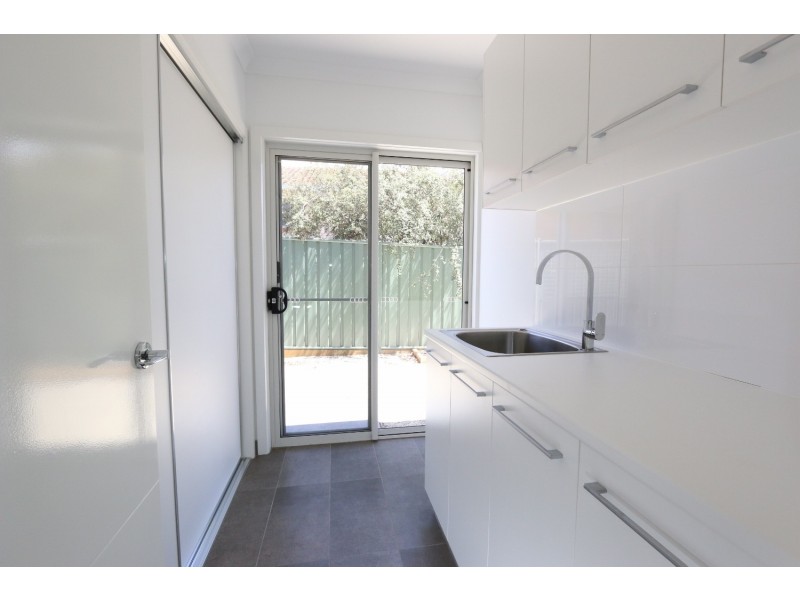 2/47 Race Street, Flora Hill VIC 3550