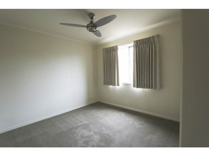 7 Grantham Terrace, Kangaroo Flat VIC 3555