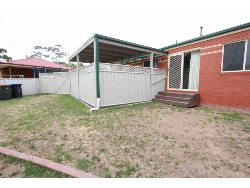 7 Aspin Gardens, Golden Square VIC 3555