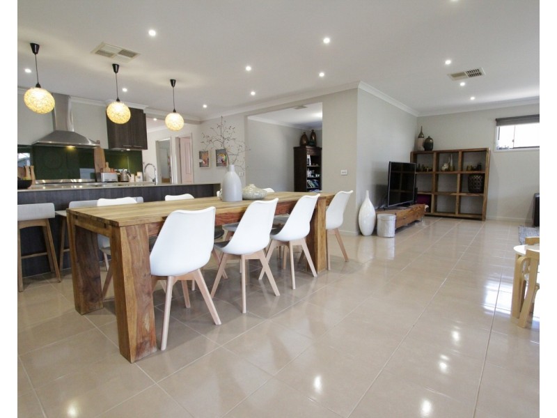 22 Elsworth Drive, Strathfieldsaye VIC 3551