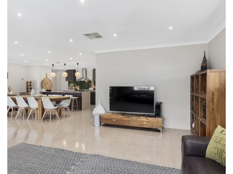 22 Elsworth Drive, Strathfieldsaye VIC 3551