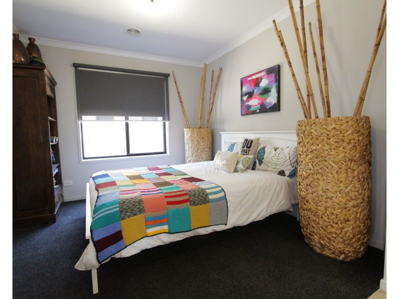 22 Elsworth Drive, Strathfieldsaye VIC 3551