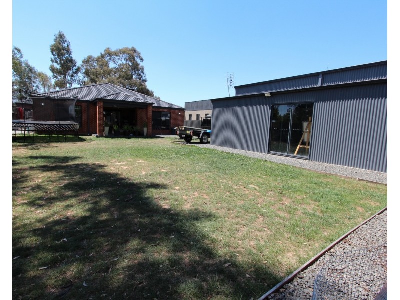 22 Elsworth Drive, Strathfieldsaye VIC 3551