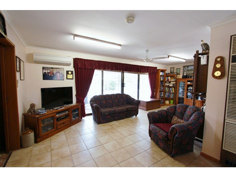 292-294 Midland Highway, Epsom VIC 3551