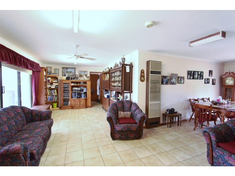 292-294 Midland Highway, Epsom VIC 3551