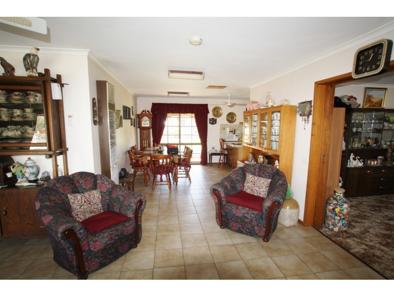 292-294 Midland Highway, Epsom VIC 3551