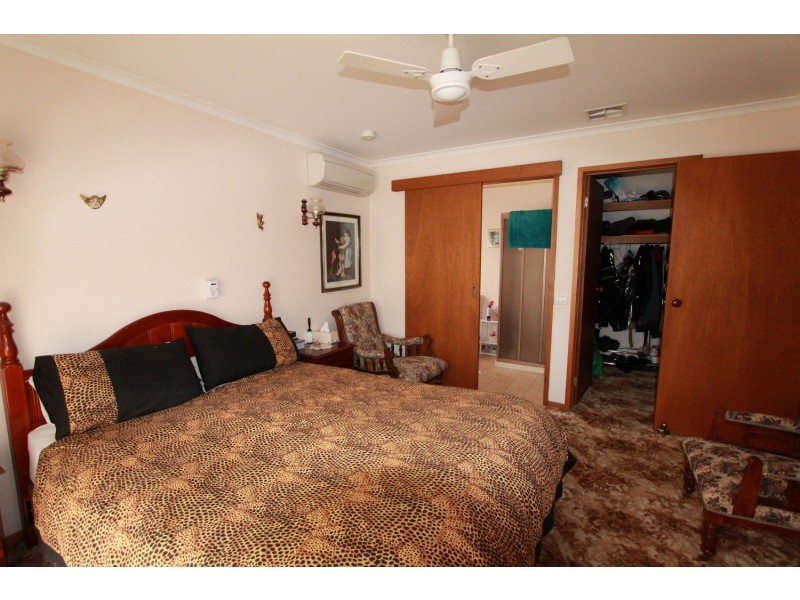 292-294 Midland Highway, Epsom VIC 3551