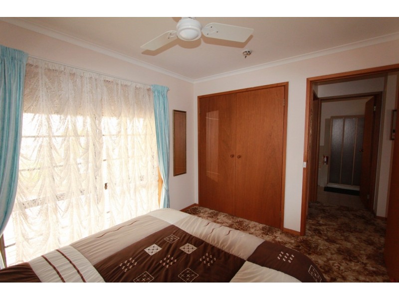 292-294 Midland Highway, Epsom VIC 3551