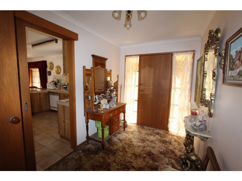 292-294 Midland Highway, Epsom VIC 3551