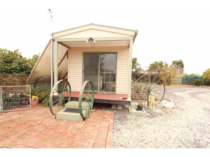 292-294 Midland Highway, Epsom VIC 3551