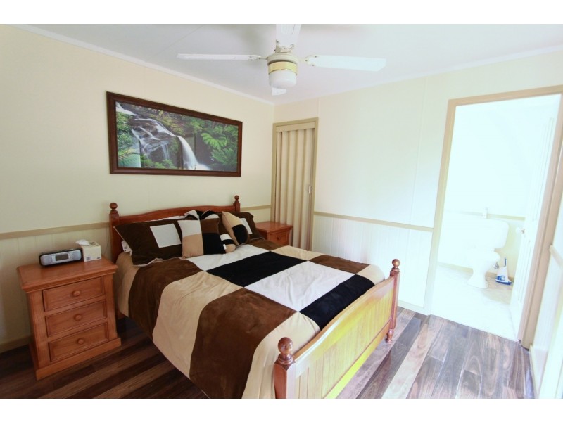 292-294 Midland Highway, Epsom VIC 3551