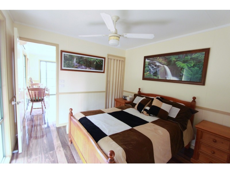 292-294 Midland Highway, Epsom VIC 3551