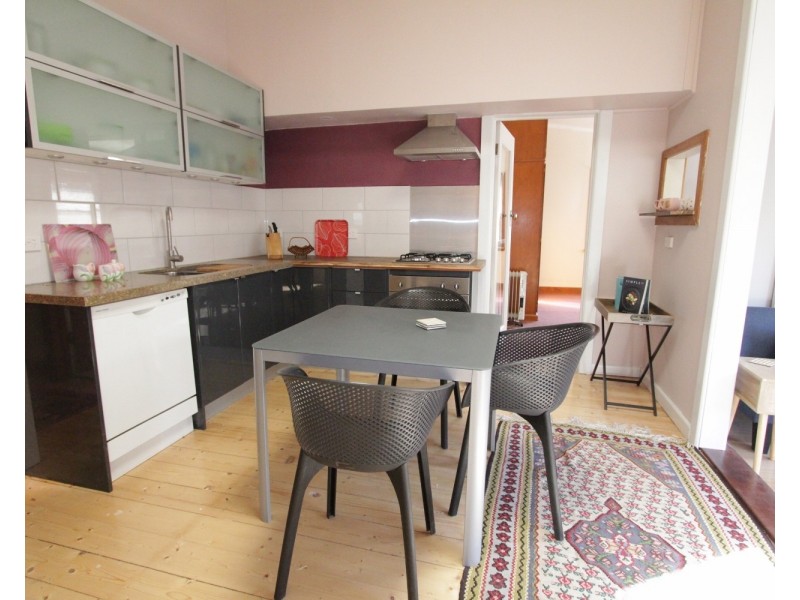 1/17 Spring Gully Road, Quarry Hill VIC 3550