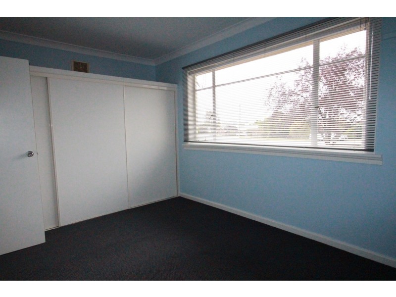 38 Race Street, Flora Hill VIC 3550