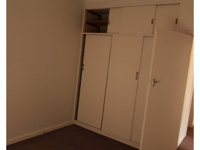 25 Carpenter Street, Kangaroo Flat VIC 3555