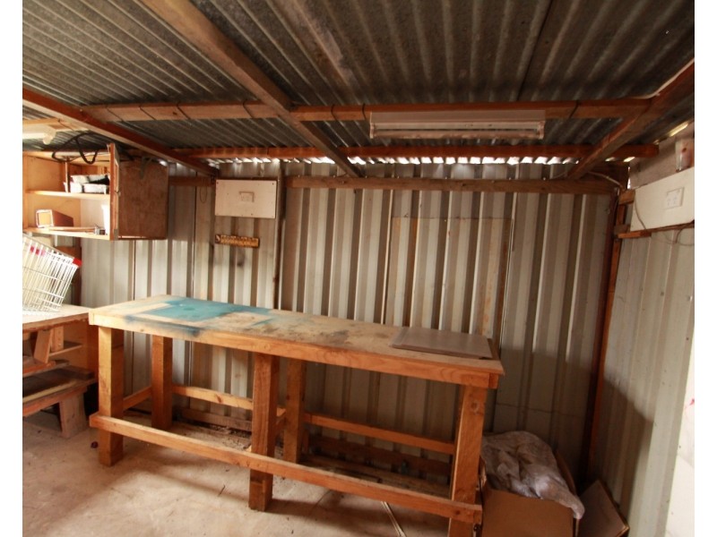 25 Carpenter Street, Kangaroo Flat VIC 3555