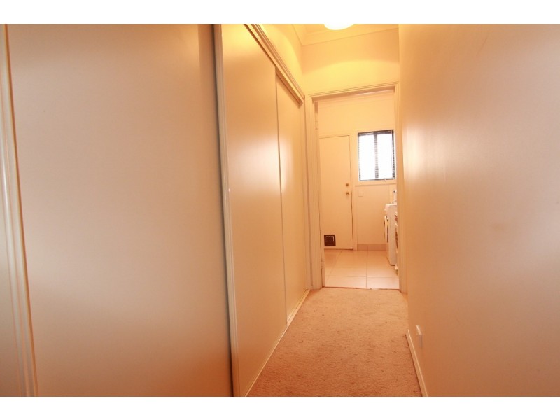 18 Peppertree Grove, Strathdale VIC 3550