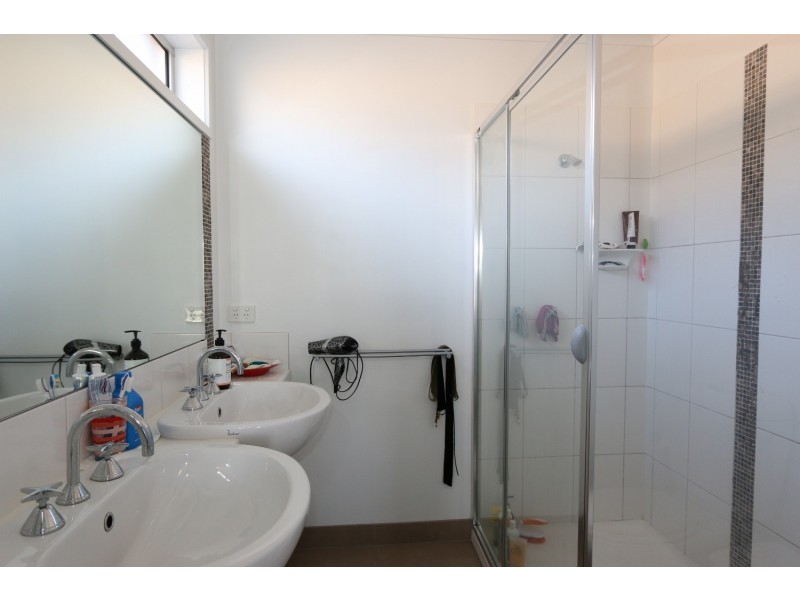 7A Bronze Drive, Kangaroo Flat VIC 3555