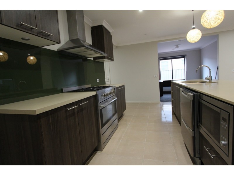 22 Elsworth Drive, Strathfieldsaye VIC 3551