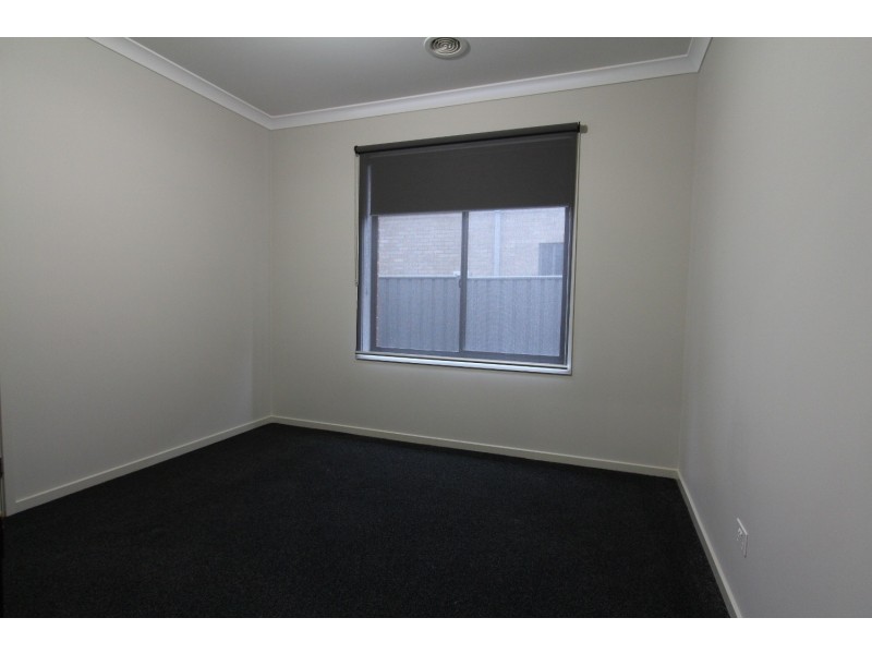 22 Elsworth Drive, Strathfieldsaye VIC 3551