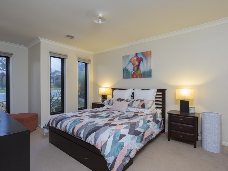 13 Victoria Avenue, Kangaroo Flat VIC 3555