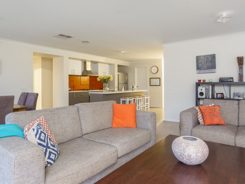 13 Victoria Avenue, Kangaroo Flat VIC 3555