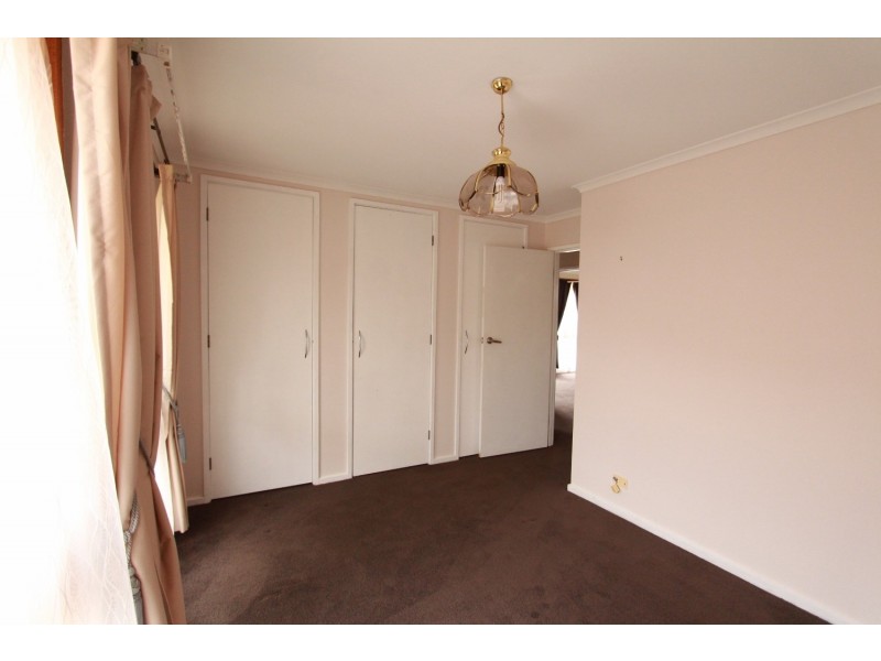 10 Archer Street, Kangaroo Flat VIC 3555