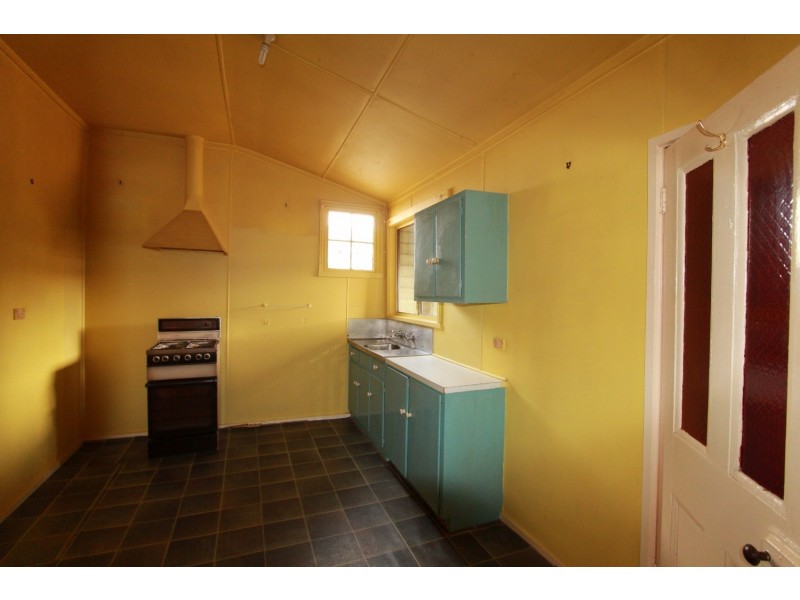 82 Neale Street, Kennington VIC 3550