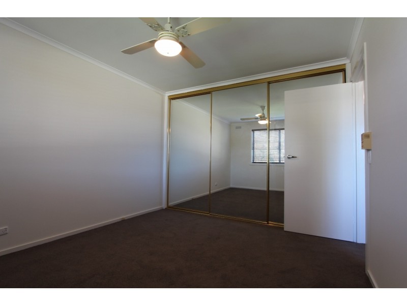 83 Browning Street, Kangaroo Flat VIC 3555