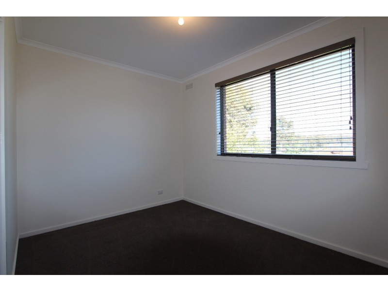 83 Browning Street, Kangaroo Flat VIC 3555