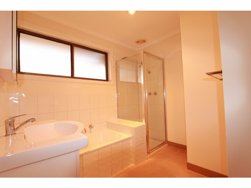 83 Browning Street, Kangaroo Flat VIC 3555