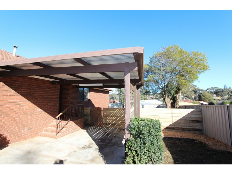 83 Browning Street, Kangaroo Flat VIC 3555
