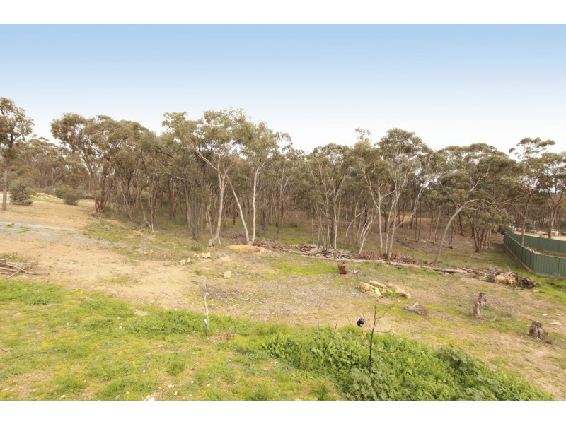 16 Jasmine Rise, Kangaroo Flat VIC 3555