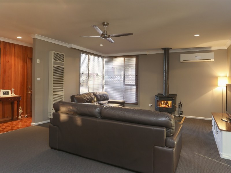 23 Illingworth Street, Golden Square VIC 3555