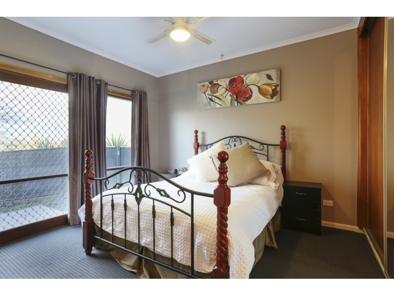 23 Illingworth Street, Golden Square VIC 3555