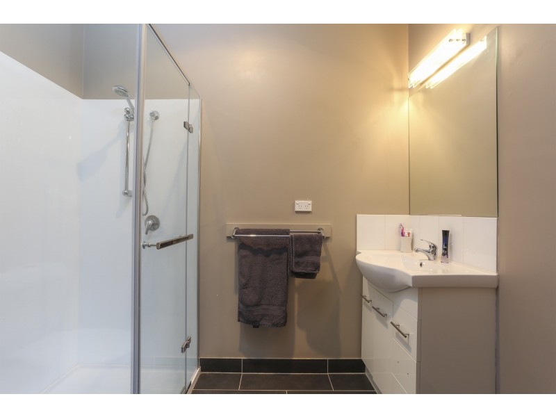 23 Illingworth Street, Golden Square VIC 3555