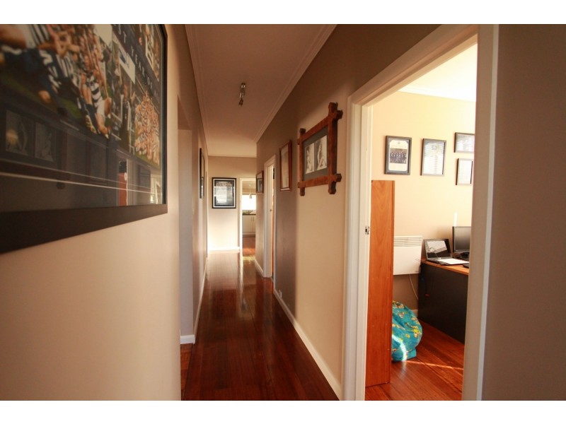 23 Illingworth Street, Golden Square VIC 3555