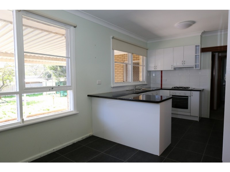 5 Monreith Avenue, Flora Hill VIC 3550