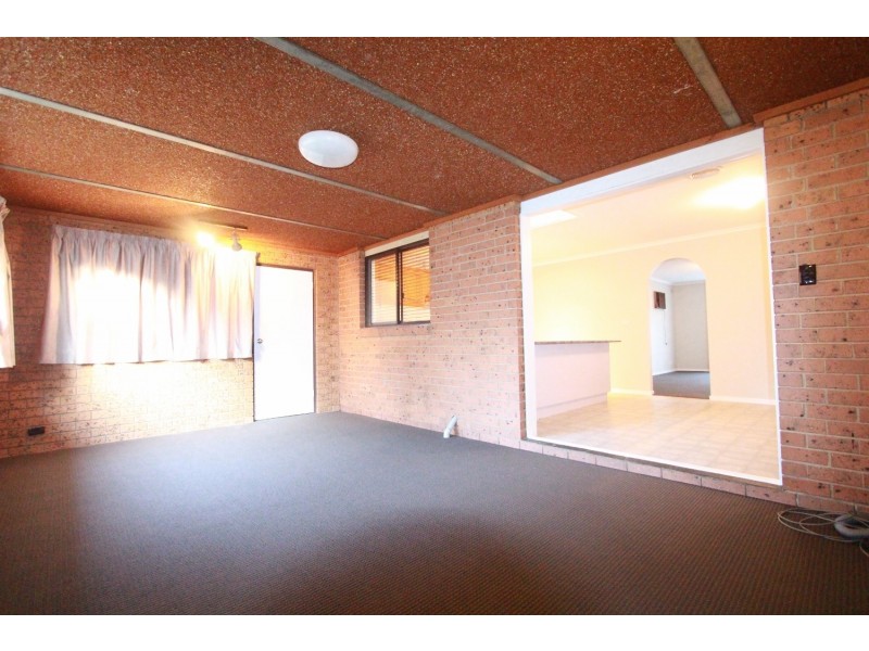 1 Deakin Drive, Flora Hill VIC 3550
