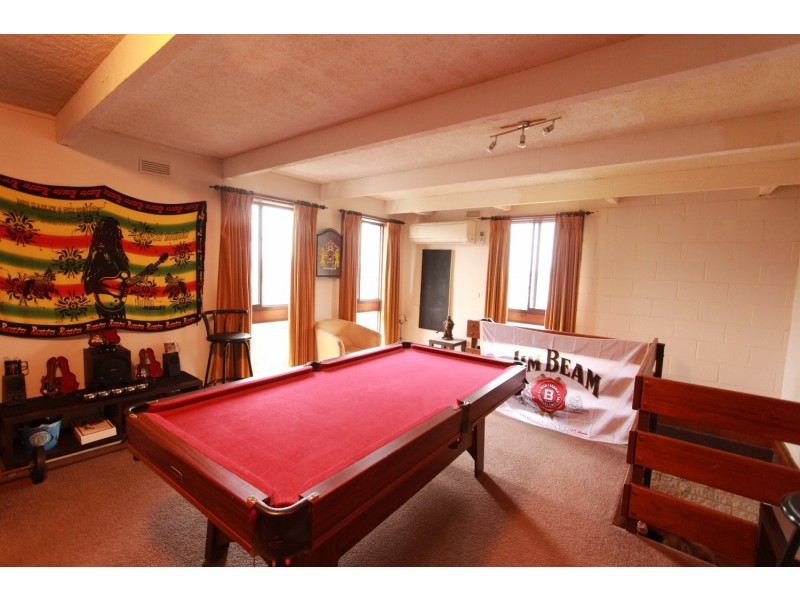 4/3 Towers Street, Flora Hill VIC 3550