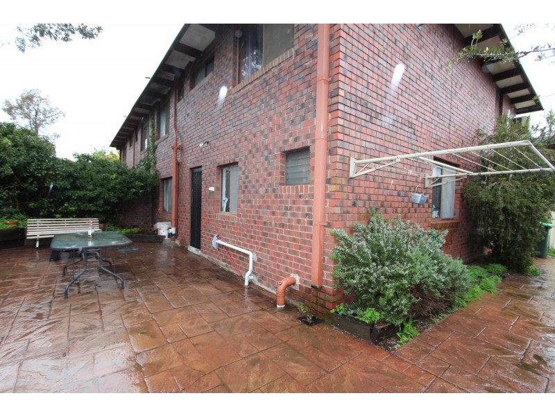 4/3 Towers Street, Flora Hill VIC 3550